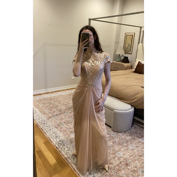 Tadashi Shoji Evening Gown Size 4 - www.disolcolor.com